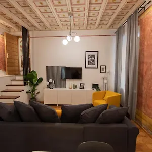 Apartment Babuccio37 - Fontana Di Trevi, Rome
